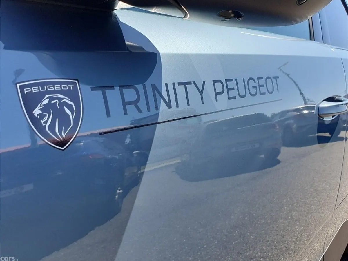 Peugeot 3008 SUV, Petrol, 2026, Blue