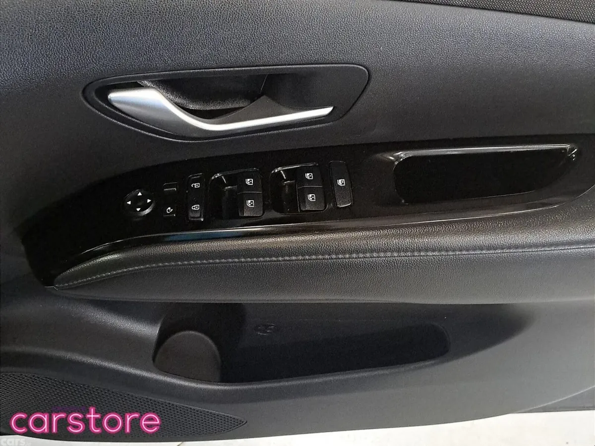 Hyundai Tucson SUV, Petrol Plug-in Hybrid, 2022, White