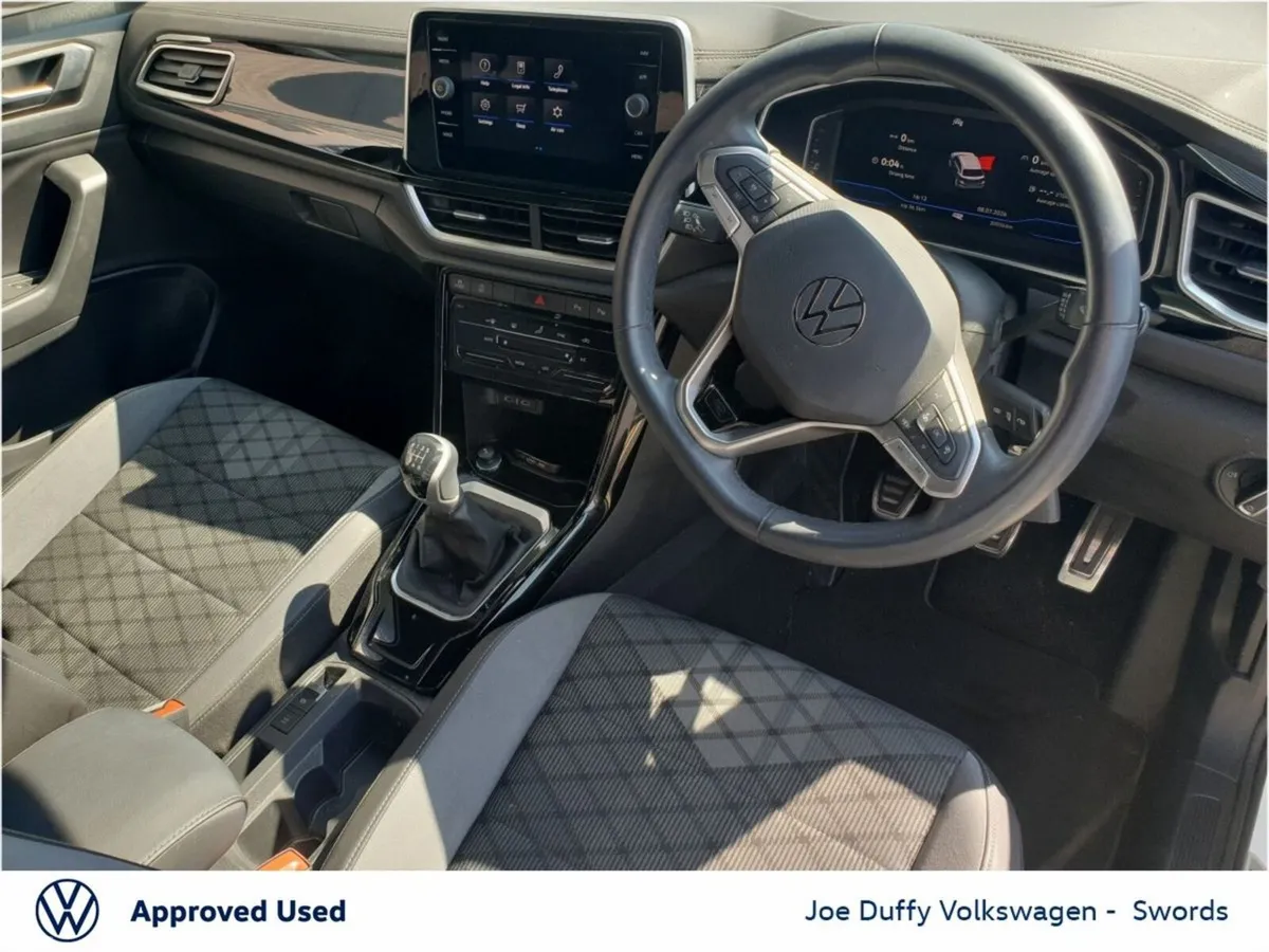 Volkswagen T-Roc SUV, Petrol, 2023, White