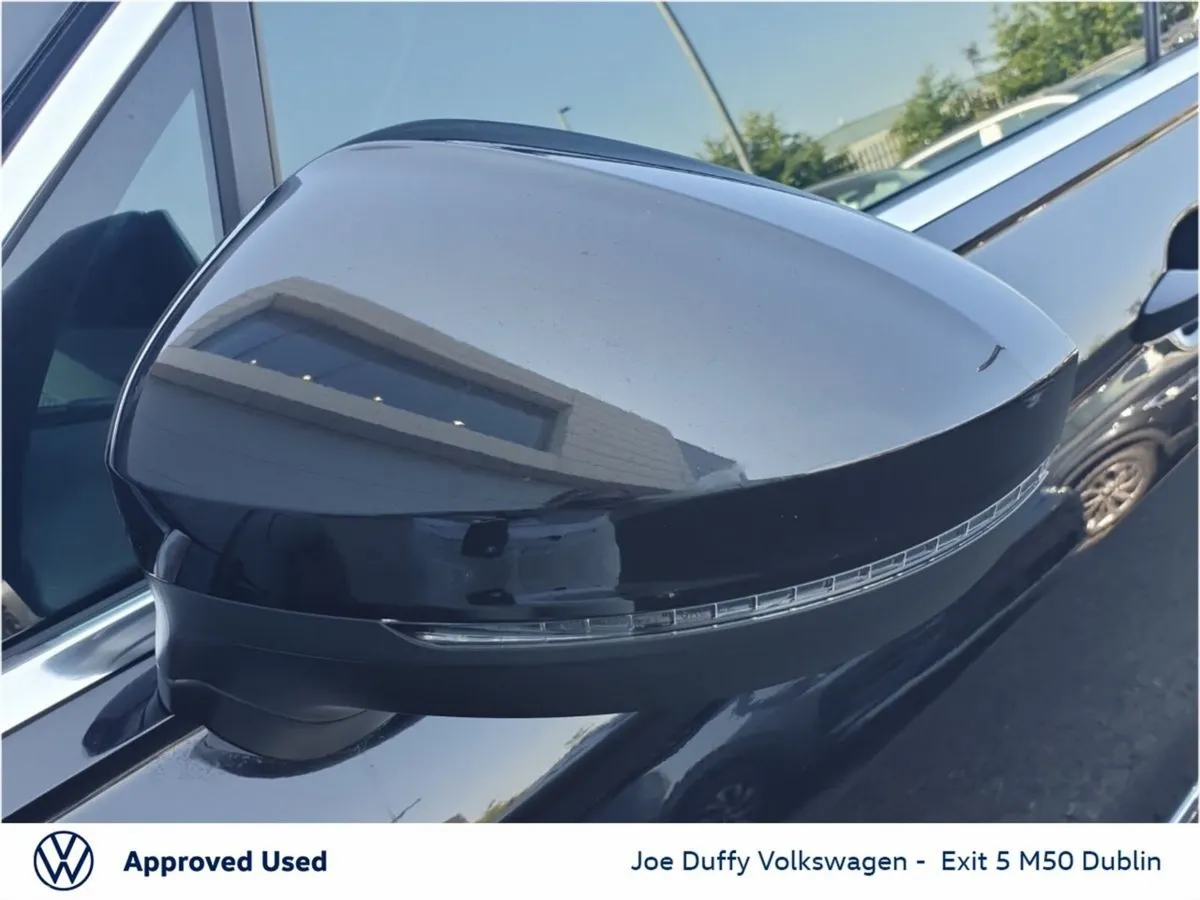 Volkswagen Tiguan SUV, Petrol Plug-in Hybrid, 2023, Black