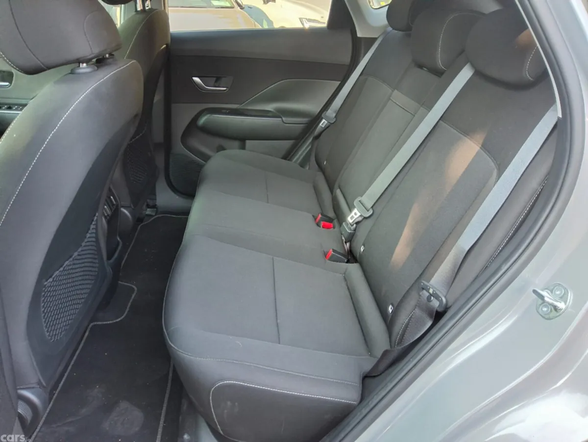 Hyundai KONA SUV, Electric, 2024, Silver