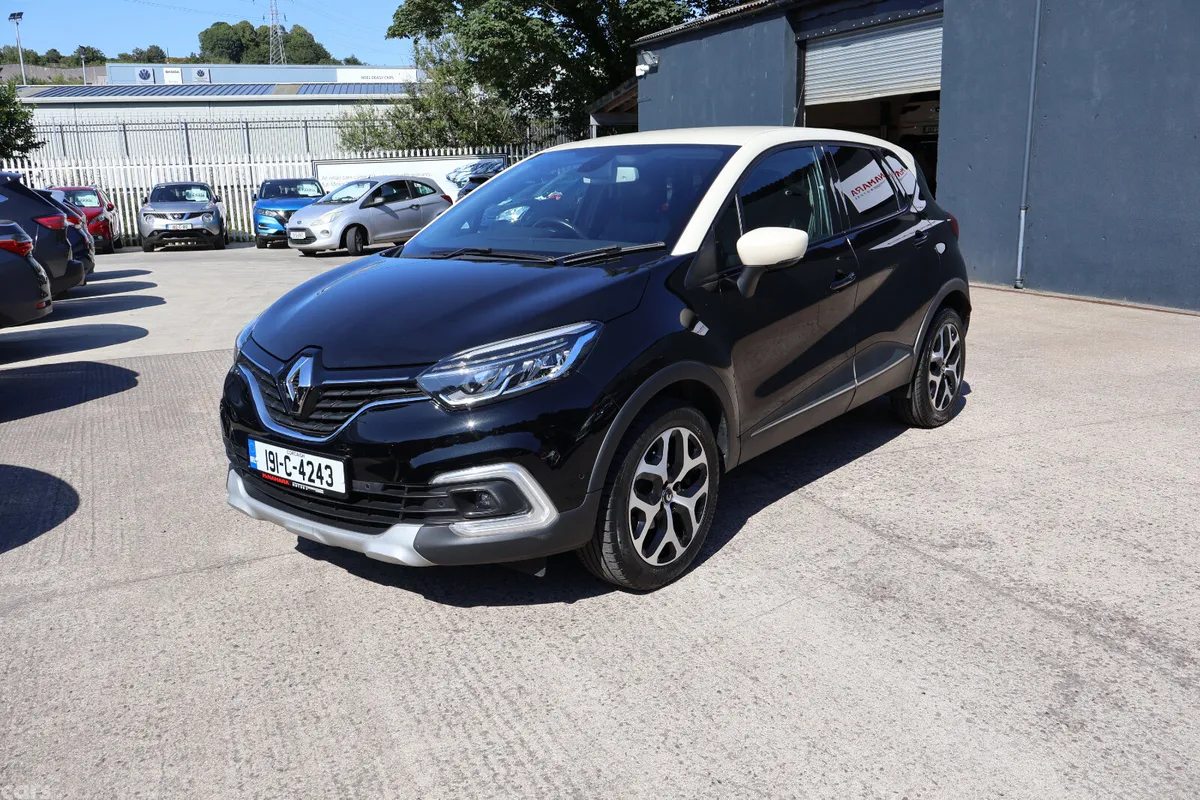Renault Captur Hatchback, Petrol, 2019, Black