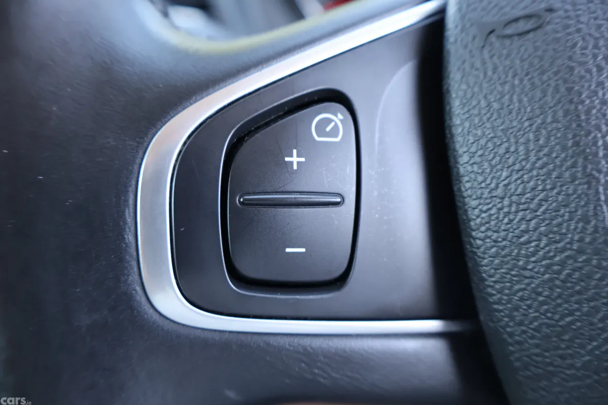 Renault Captur Hatchback, Petrol, 2019, Black