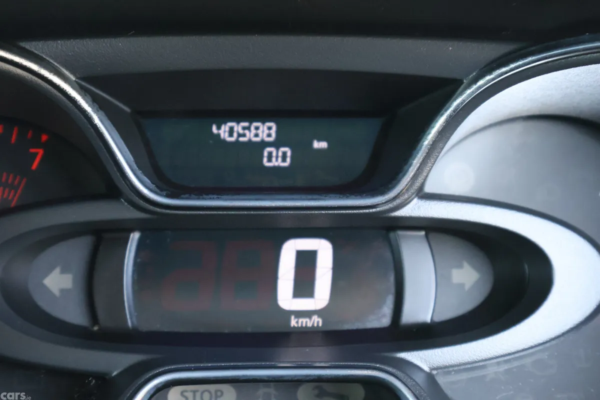 Renault Captur Hatchback, Petrol, 2019, Black