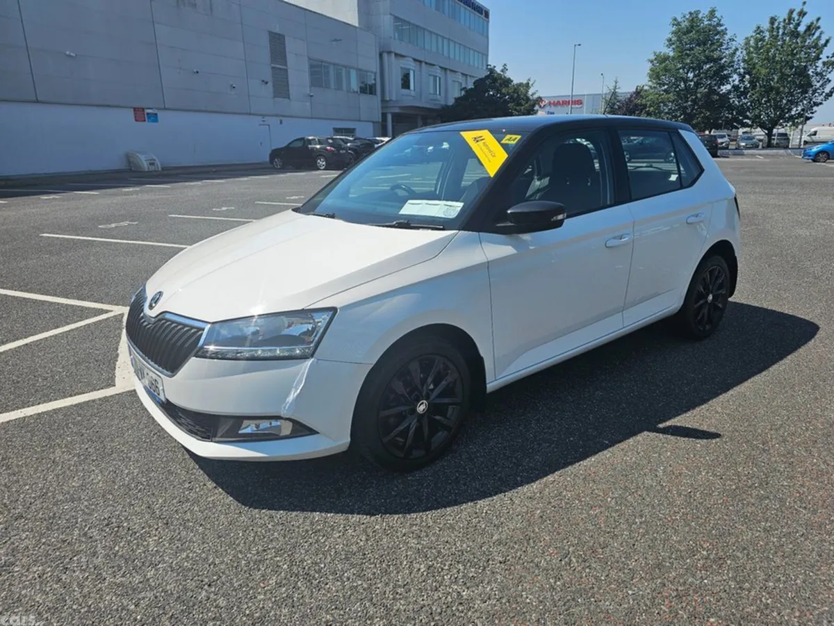 Skoda Fabia Hatchback, Petrol, 2020, White