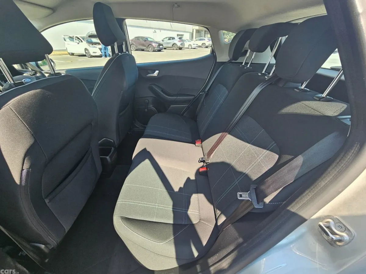 Ford Fiesta Hatchback, Petrol, 2018, Grey