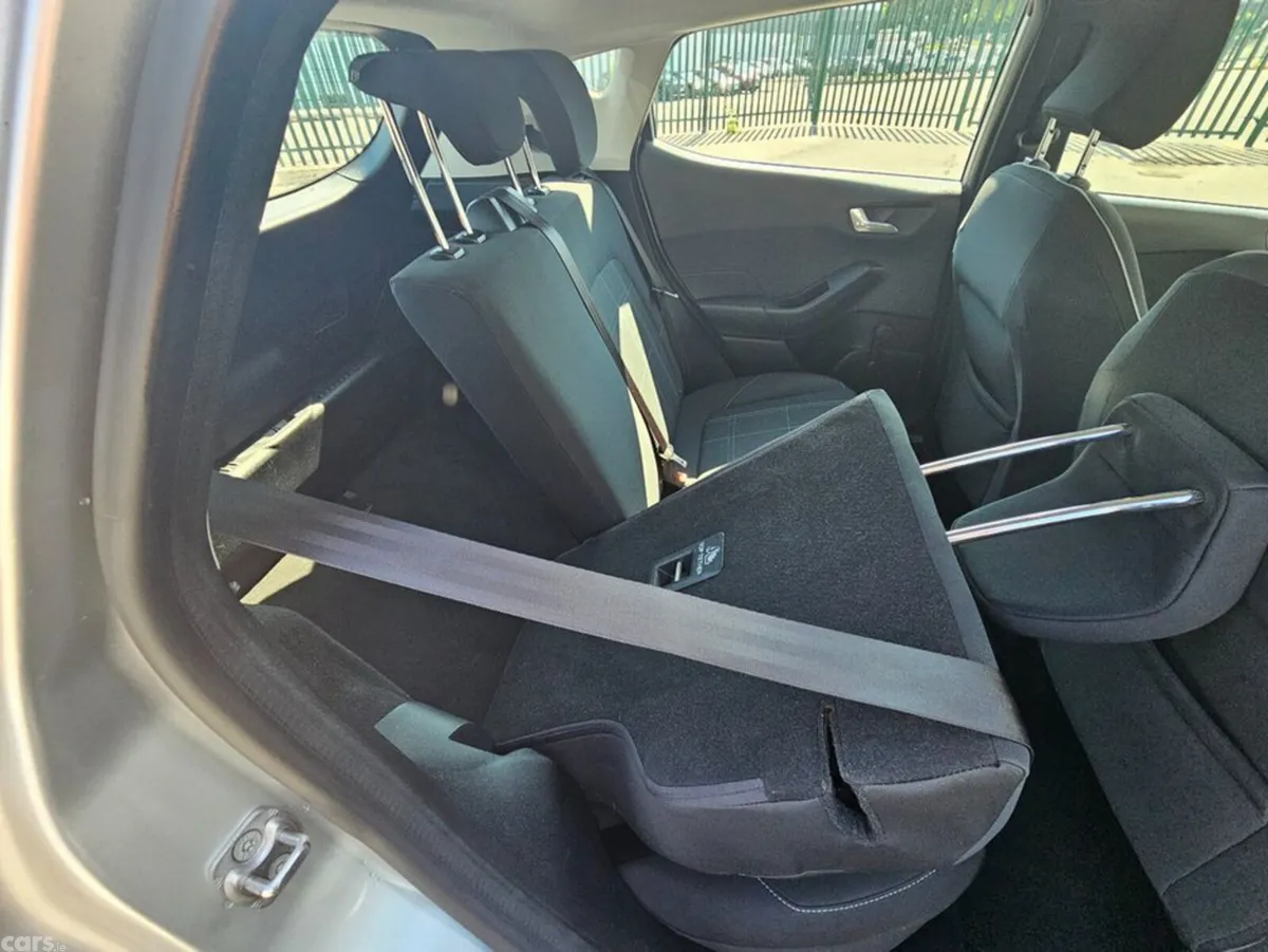 Ford Fiesta Hatchback, Petrol, 2018, Grey