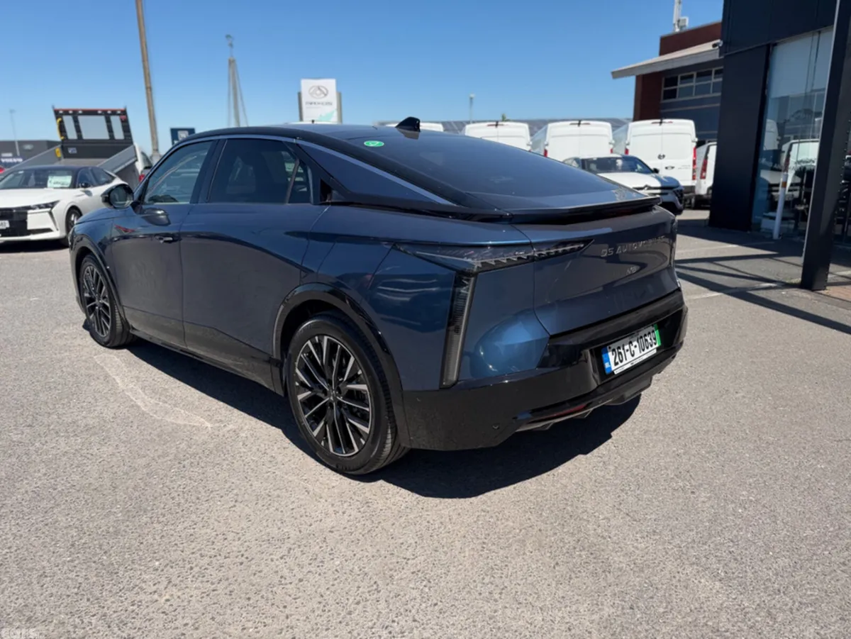 DS Automobiles Other SUV, Electric, 2026, Blue