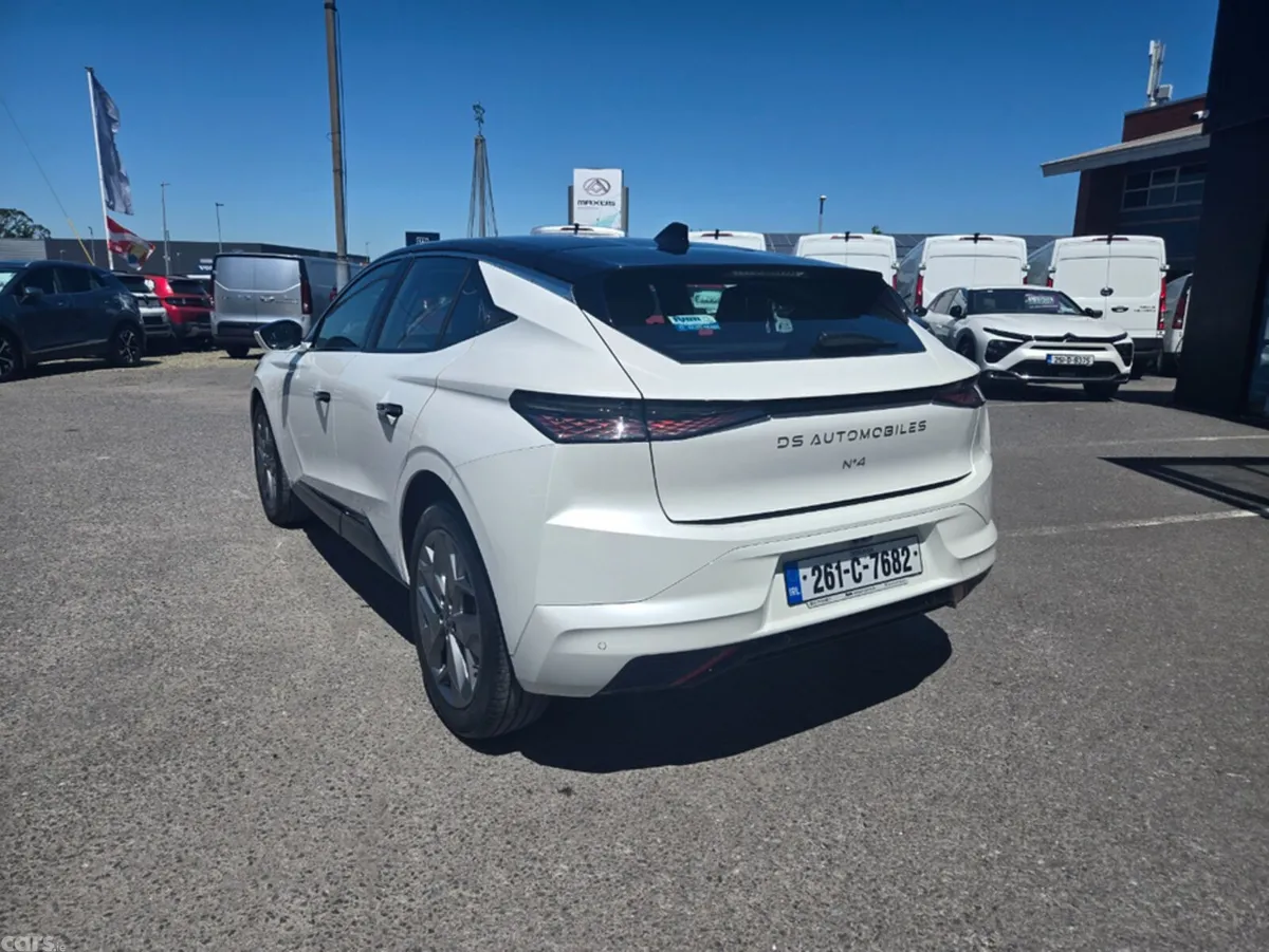 DS Automobiles DS 4 MPV, Petrol, 2026, White