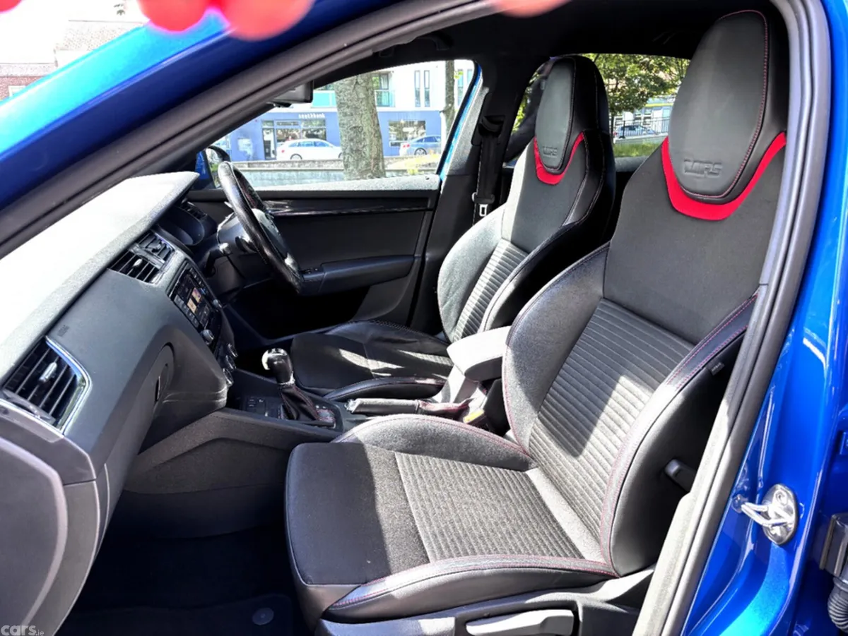 Skoda Octavia Hatchback, Diesel, 2017, Blue