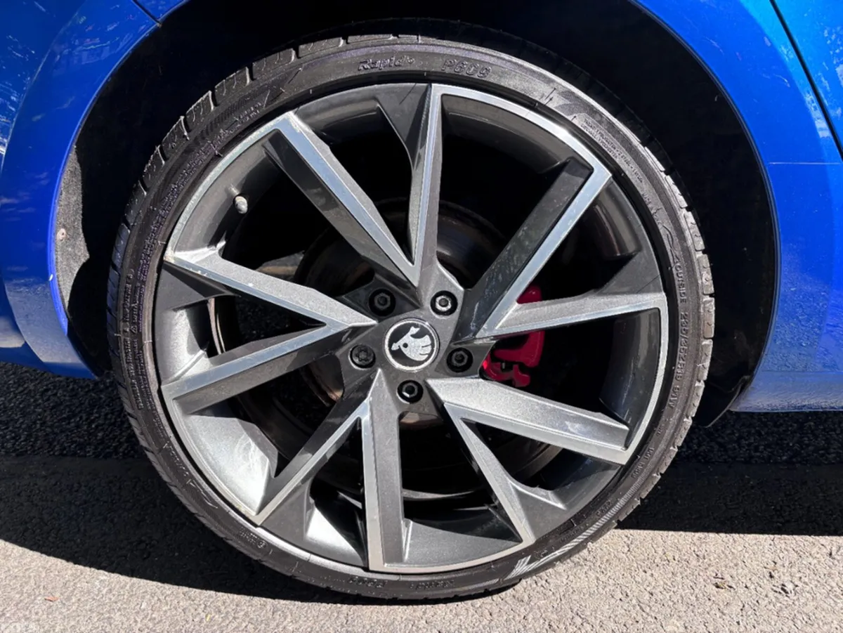 Skoda Octavia Hatchback, Diesel, 2017, Blue