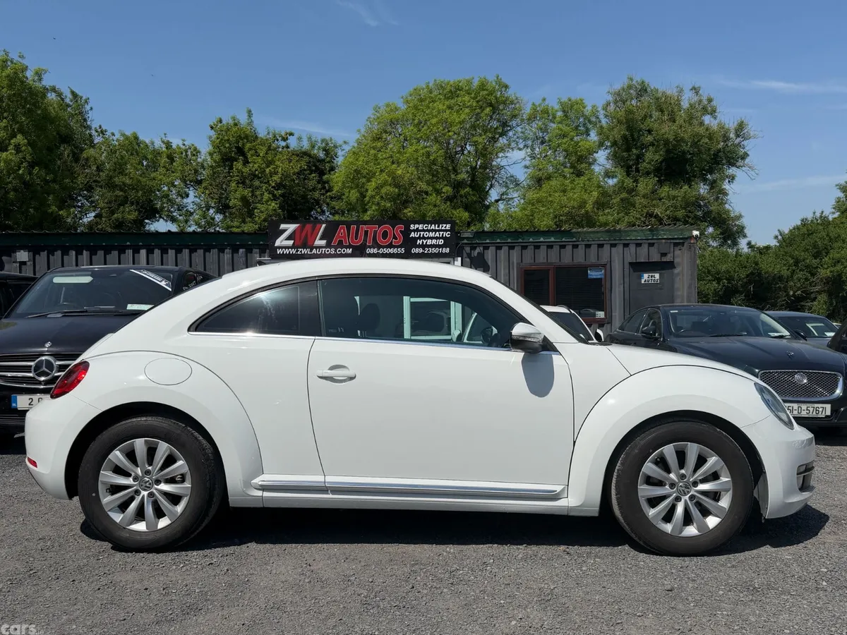 Volkswagen Beetle Coupe, Petrol, 2013, White