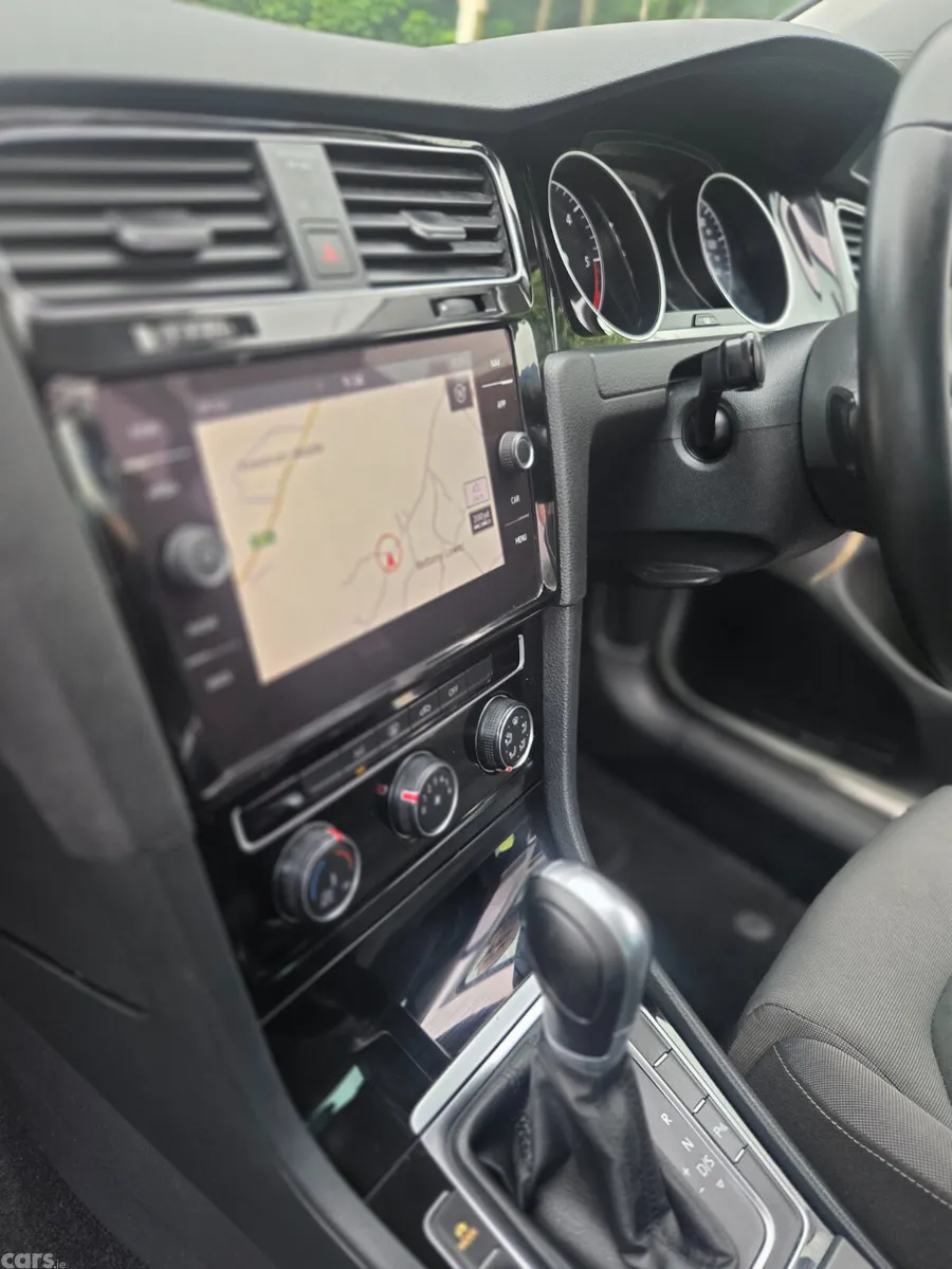 Volkswagen Golf Hatchback, Diesel, 2018, White