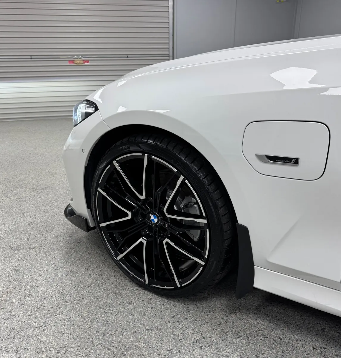 BMW 3-Series Saloon, Petrol Hybrid, 2022, White