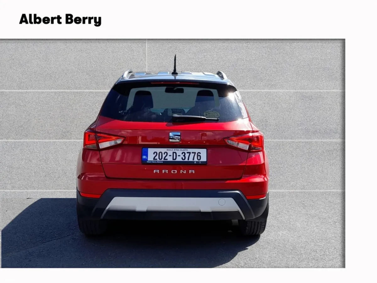 SEAT Arona Hatchback, Petrol, 2020, Red