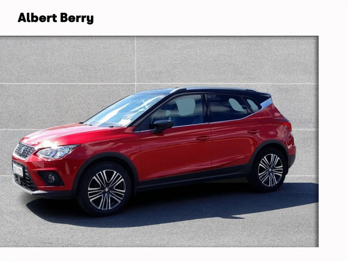 SEAT Arona Hatchback, Petrol, 2020, Red
