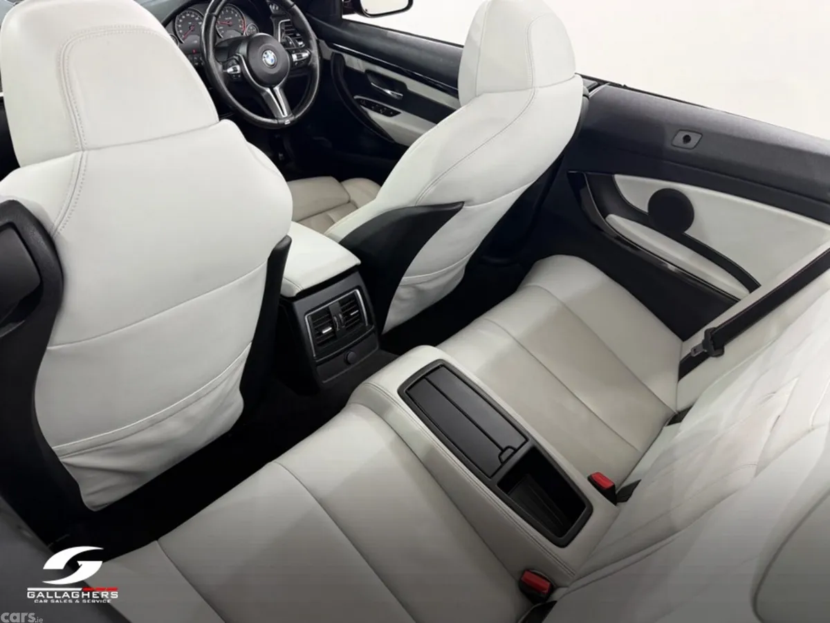 BMW M4 Convertible, Petrol, 2020, Orange