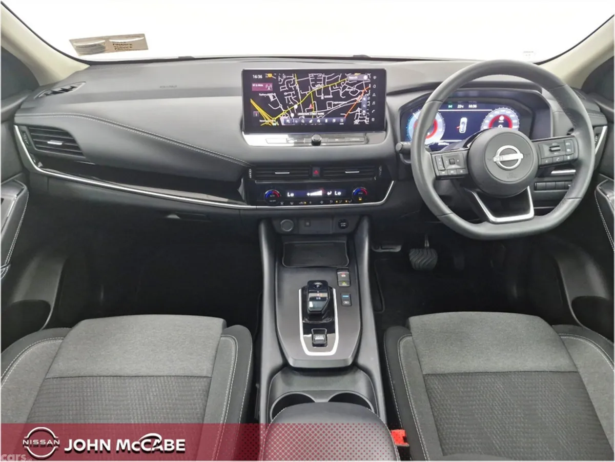 Nissan Qashqai MPV, Petrol Hybrid, 2024, Red