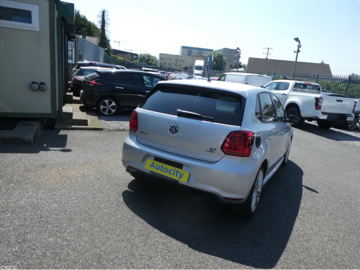 Volkswagen Polo Hatchback, Petrol, 2015, Silver