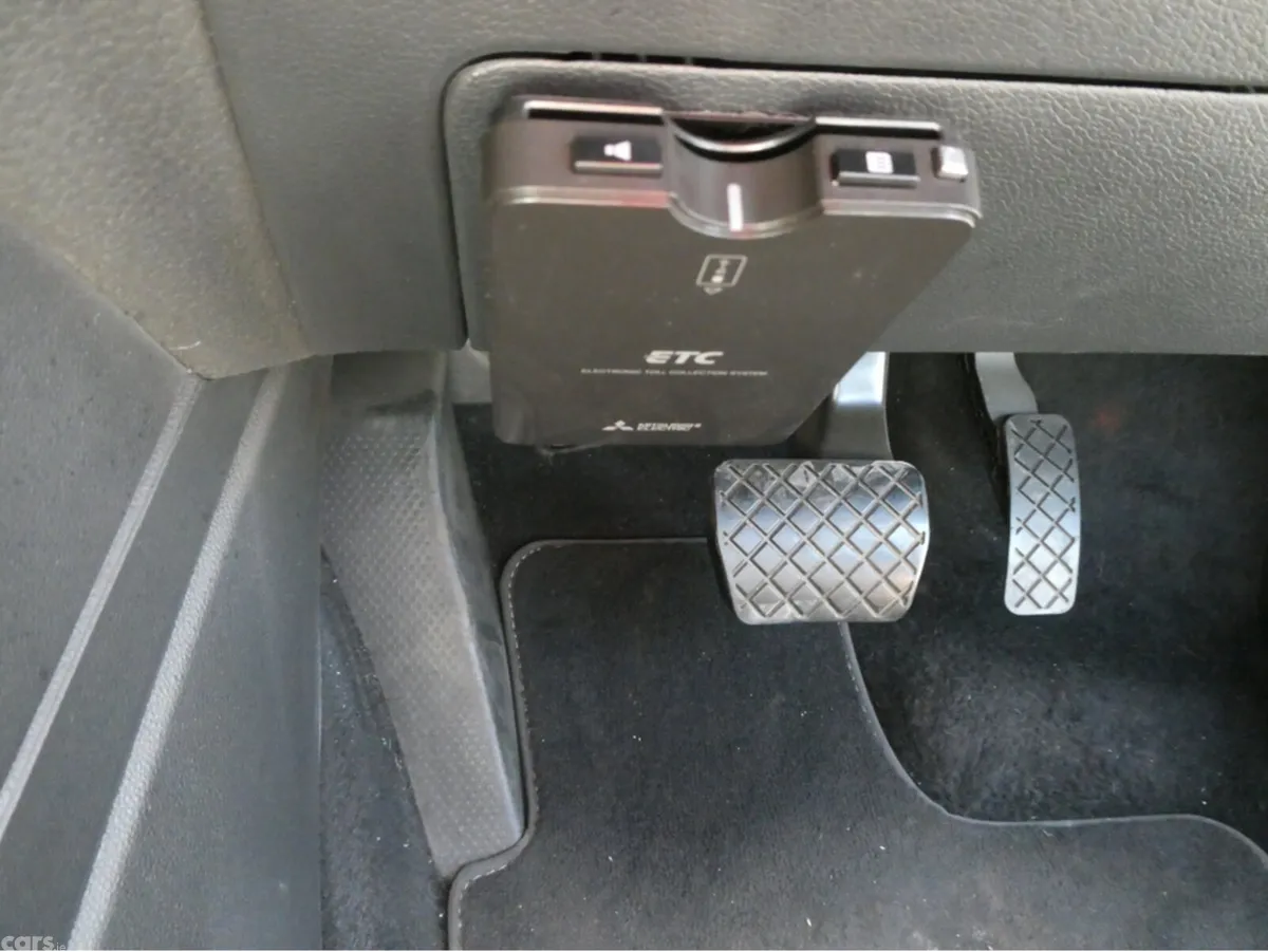 Volkswagen Polo Hatchback, Petrol, 2015, Silver