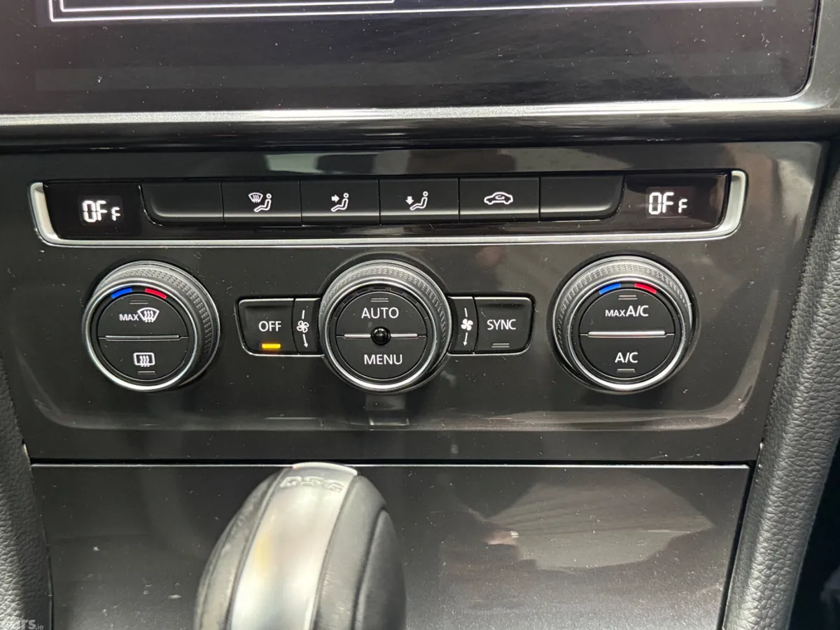 Volkswagen Golf Hatchback, Petrol, 2019, Red