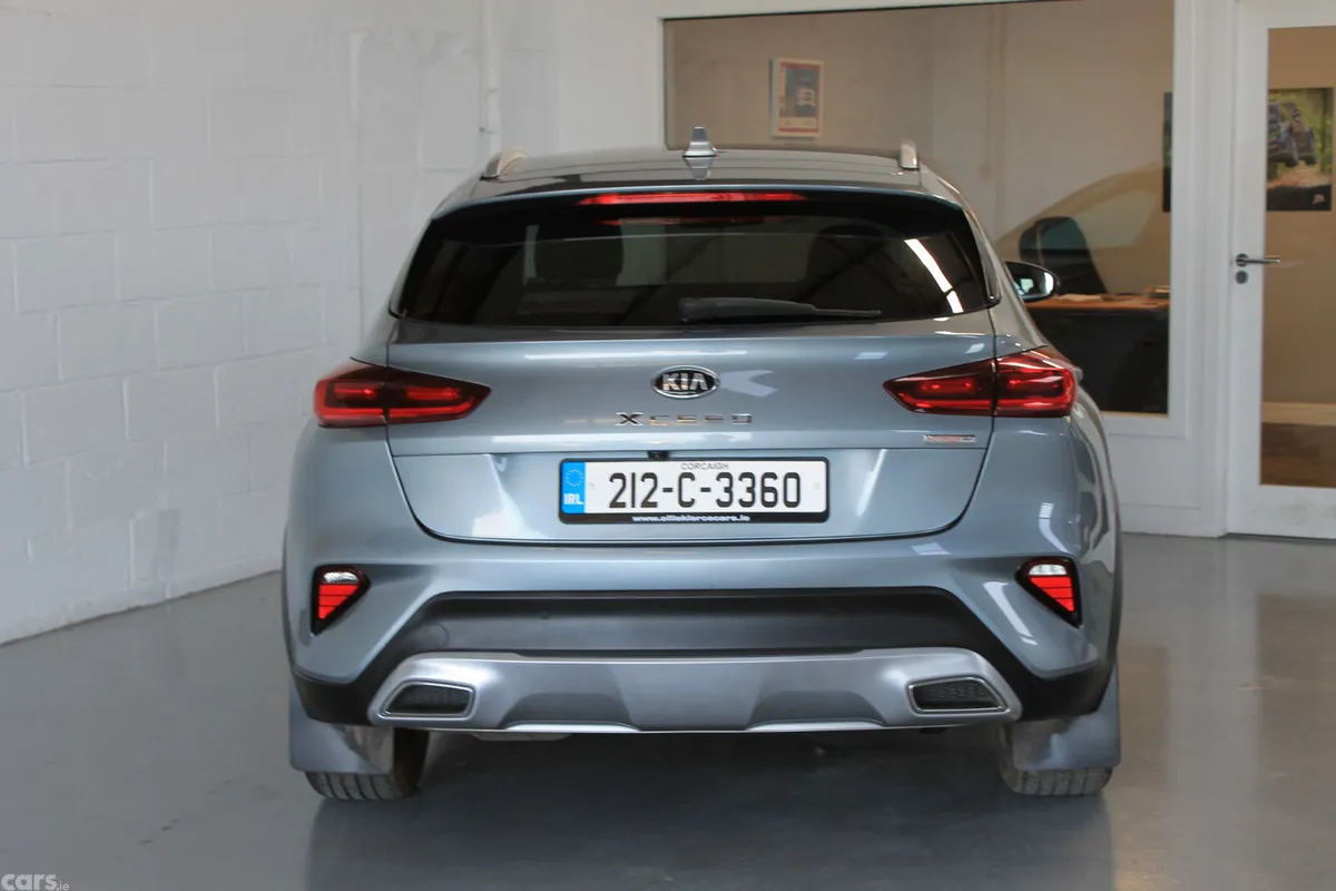 Kia XCeed Hatchback, Diesel, 2021, Grey