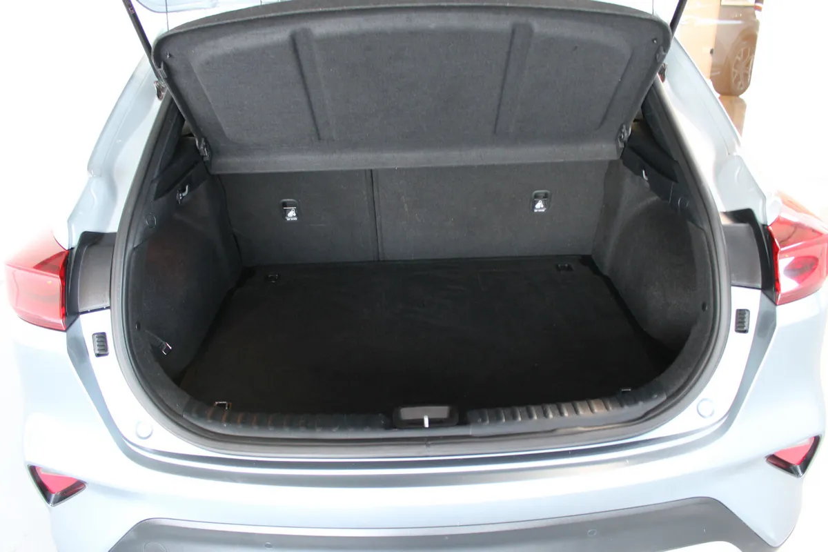 Kia XCeed Hatchback, Diesel, 2021, Grey