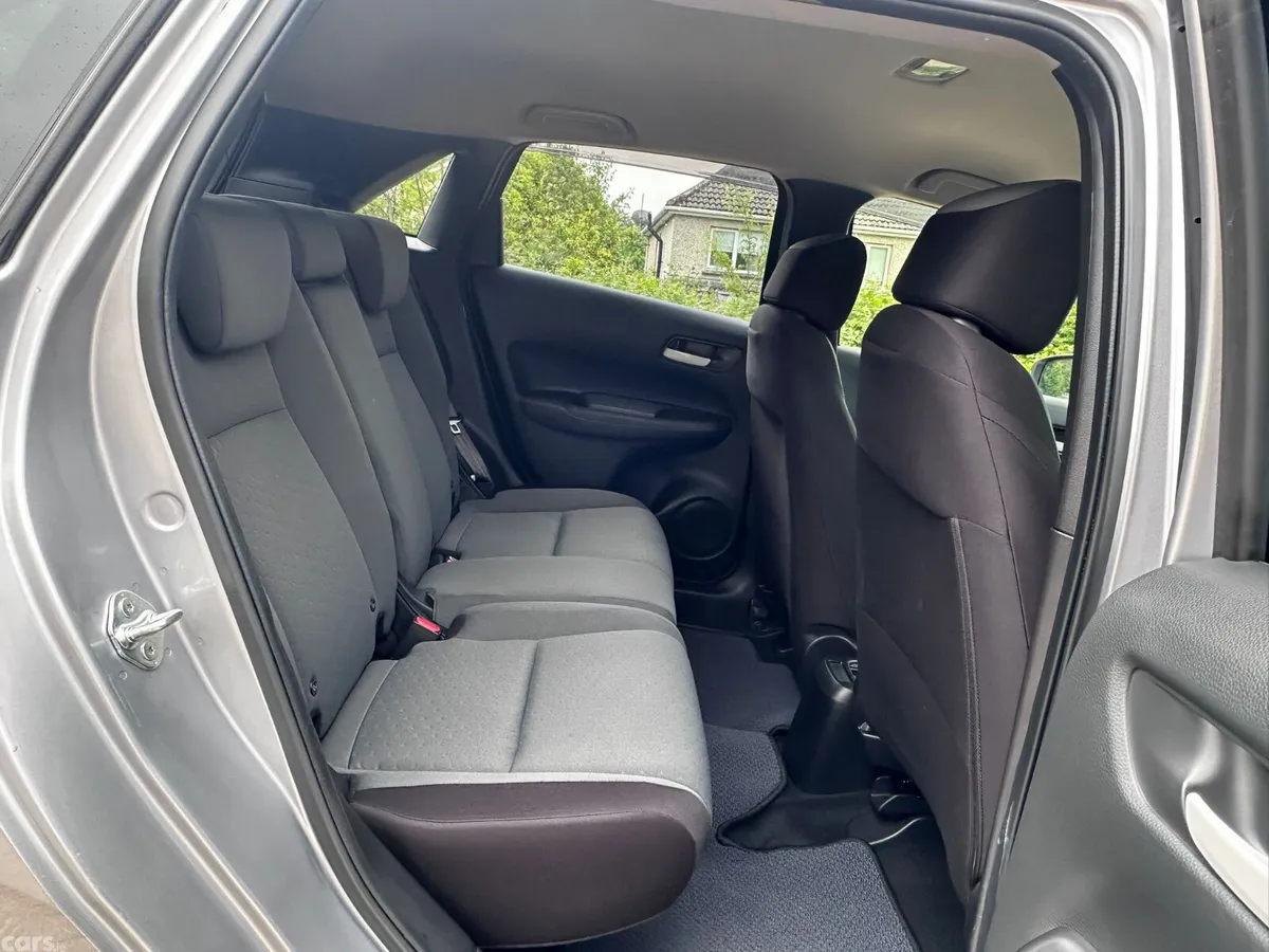 Honda Fit Hatchback, Petrol Hybrid, 2020, Silver