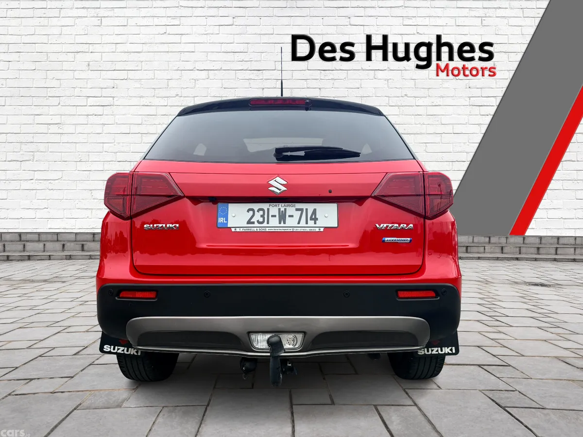 Suzuki Vitara SUV, Petrol, 2023, Red