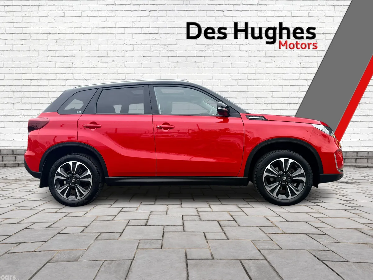 Suzuki Vitara SUV, Petrol, 2023, Red