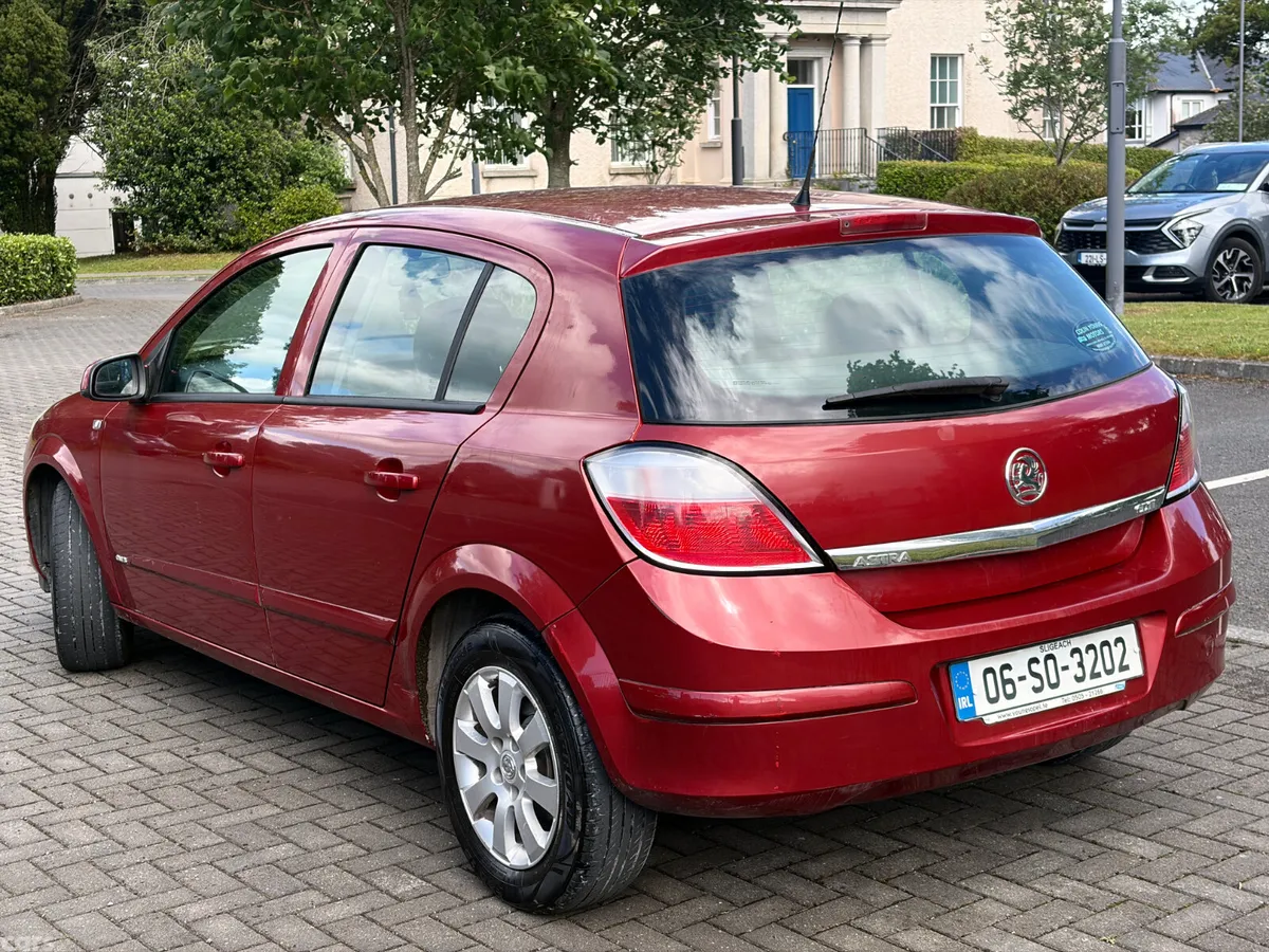 Opel Astra Hatchback, Diesel, 2006, Red