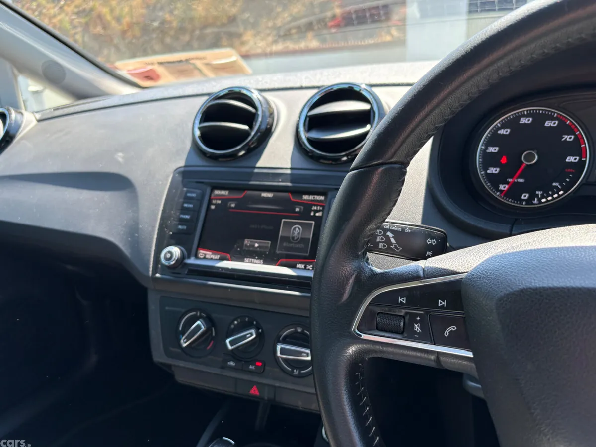 SEAT Ibiza MPV, Petrol, 2016, Red
