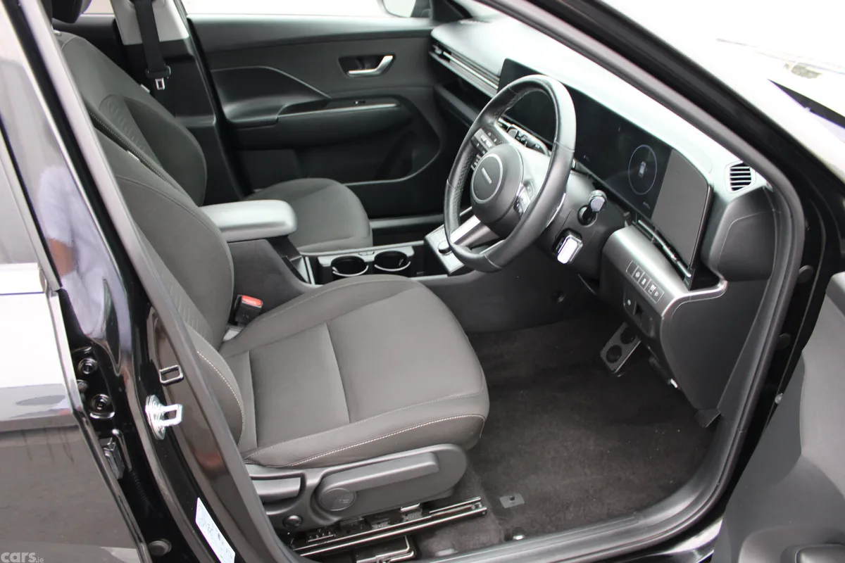 Hyundai KONA MPV, Petrol Hybrid, 2024, Black