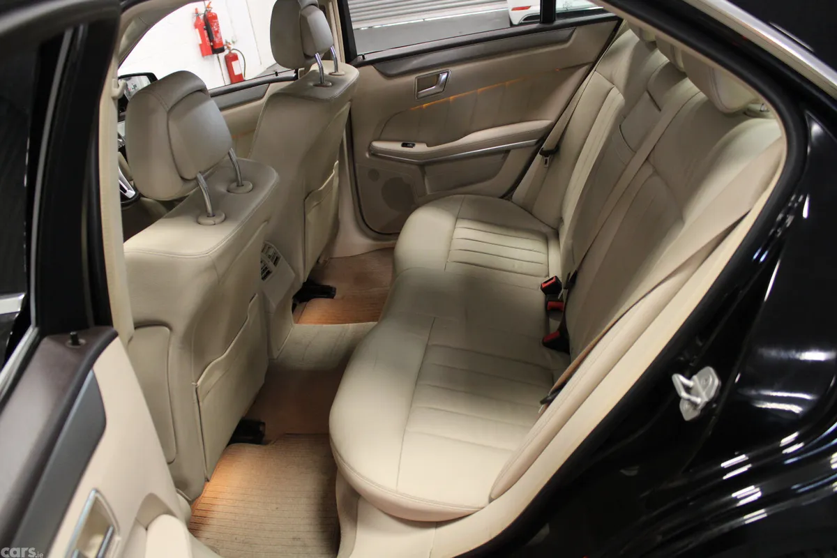 Mercedes-Benz E-Class Saloon, Diesel, 2015, Black