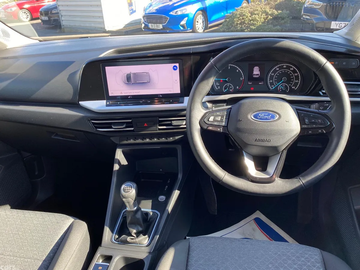 Ford Tourneo Connect MPV, Diesel, 2024, Red