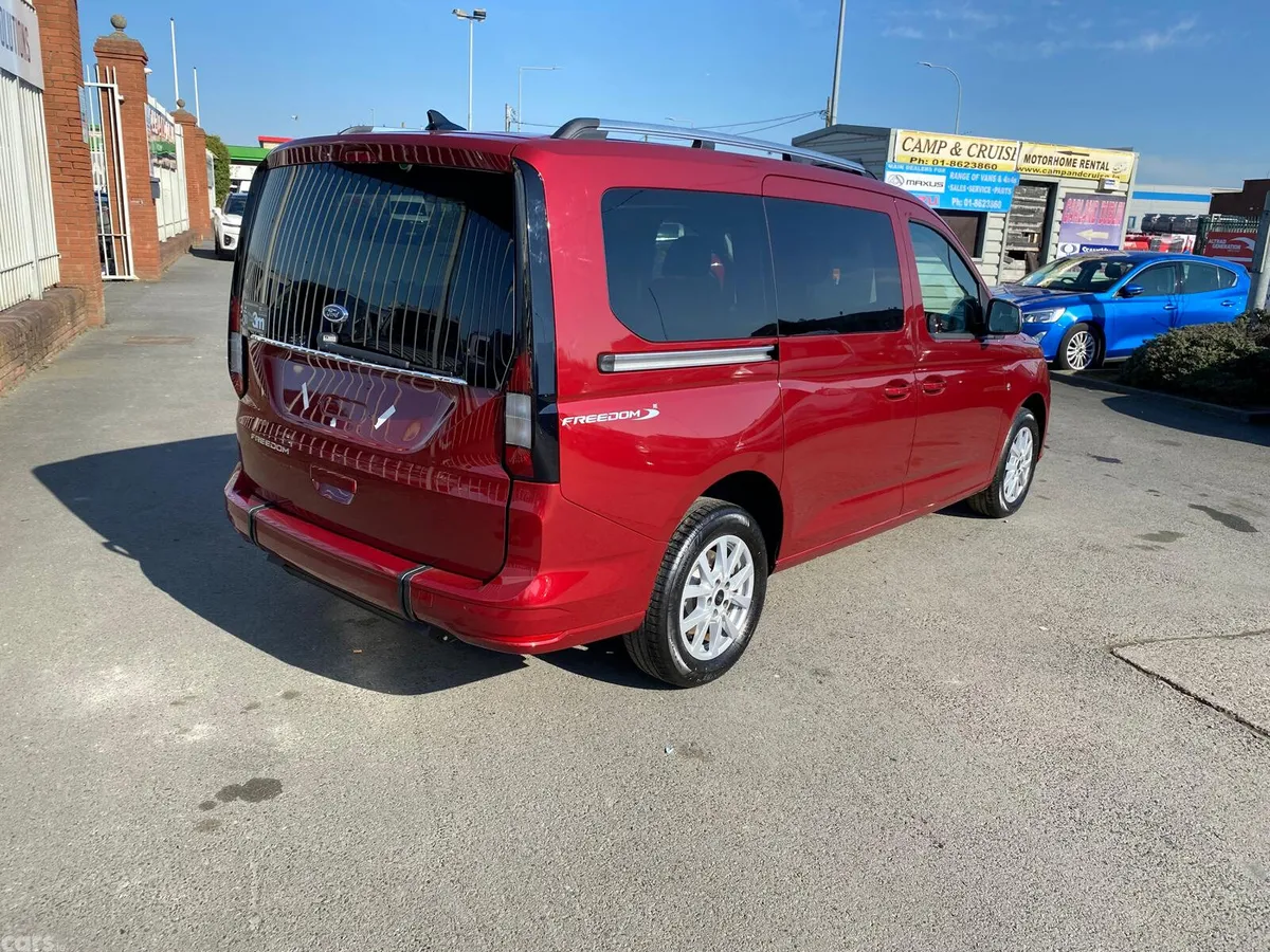 Ford Tourneo Connect MPV, Diesel, 2024, Red