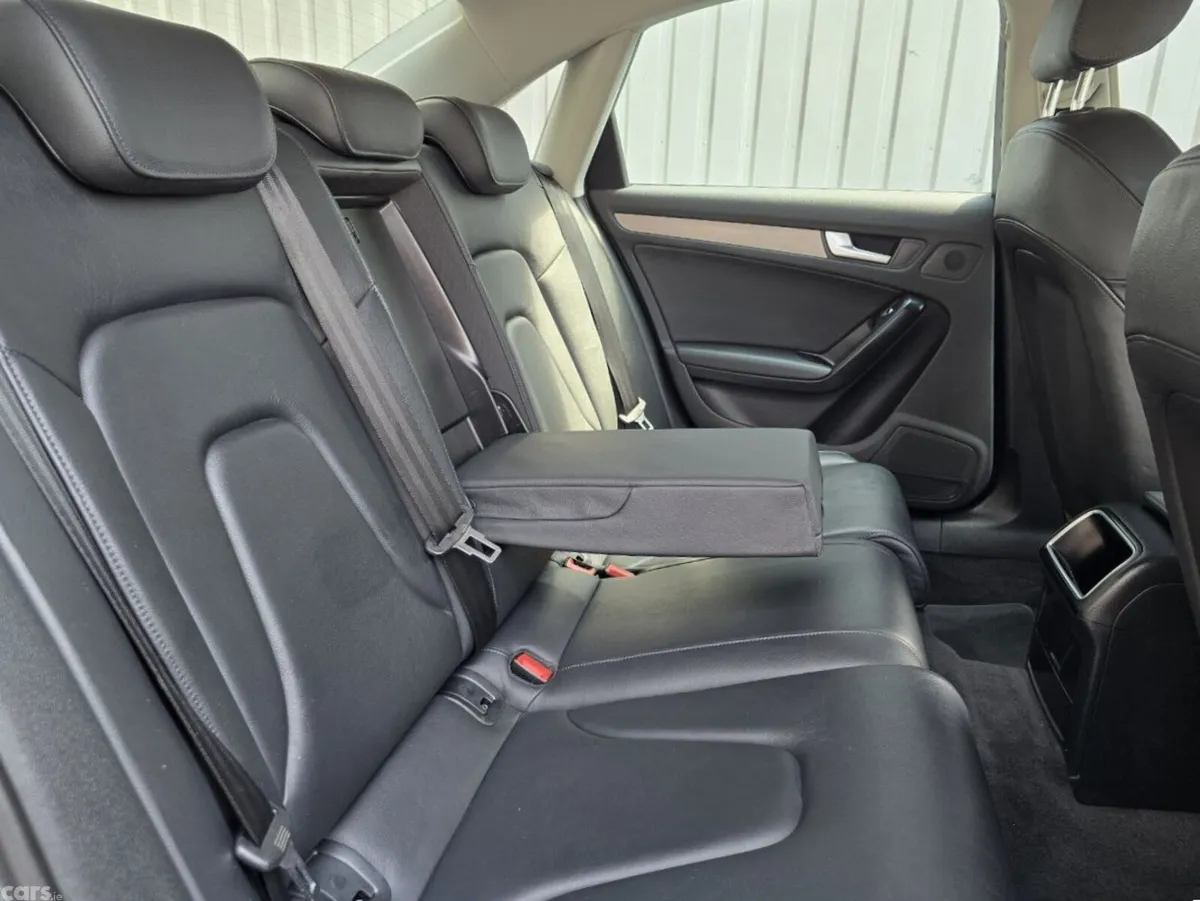Audi A4 Saloon, Diesel, 2015, Black