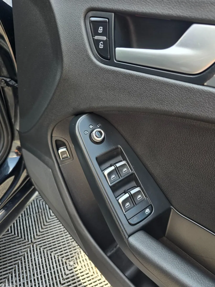 Audi A4 Saloon, Diesel, 2015, Black