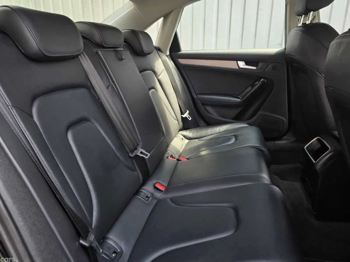 Audi A4 Saloon, Diesel, 2015, Black