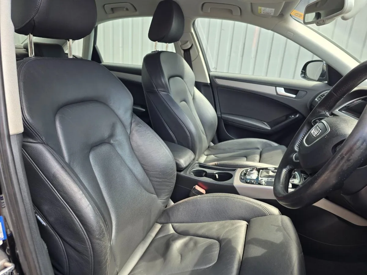Audi A4 Saloon, Diesel, 2015, Black