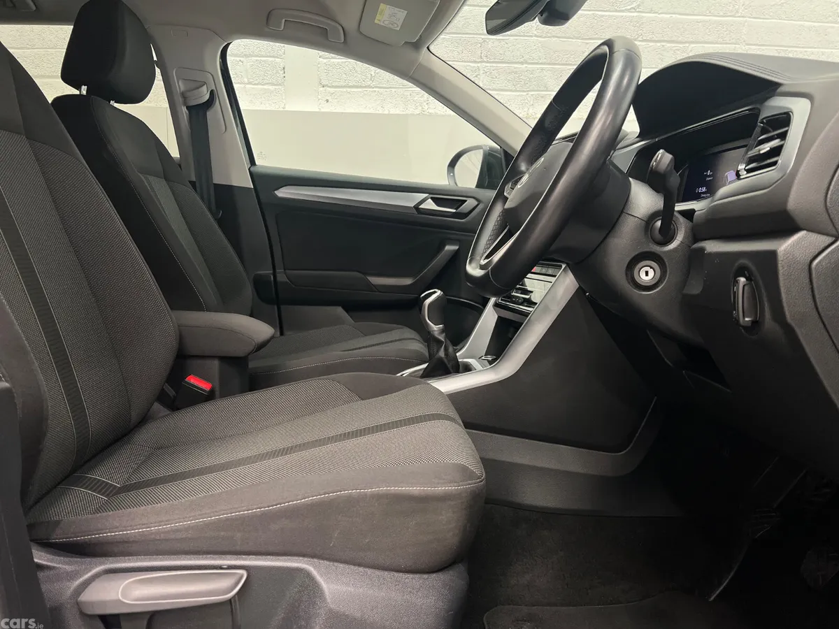 Volkswagen T-Roc SUV, Diesel, 2023, Grey
