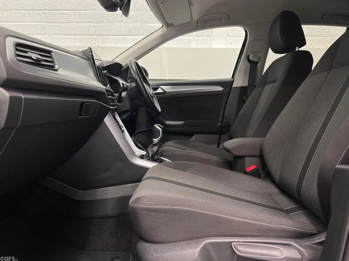 Volkswagen T-Roc SUV, Diesel, 2023, Grey