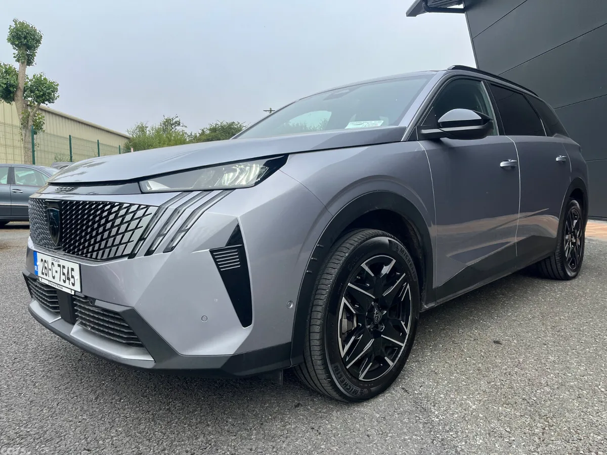 Peugeot 5008 MPV, Petrol Hybrid, 2026, Blue