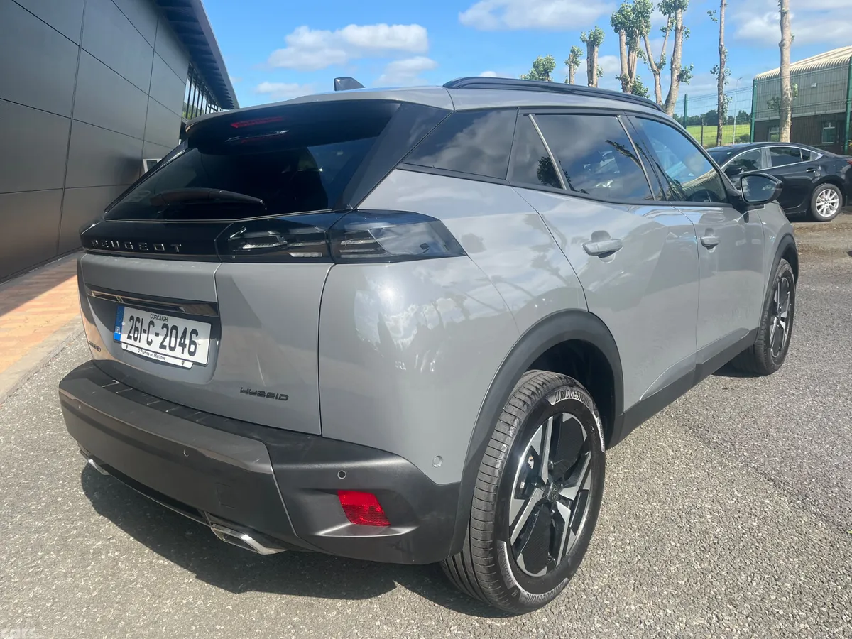 Peugeot 2008 MPV, Petrol Hybrid, 2026, Grey