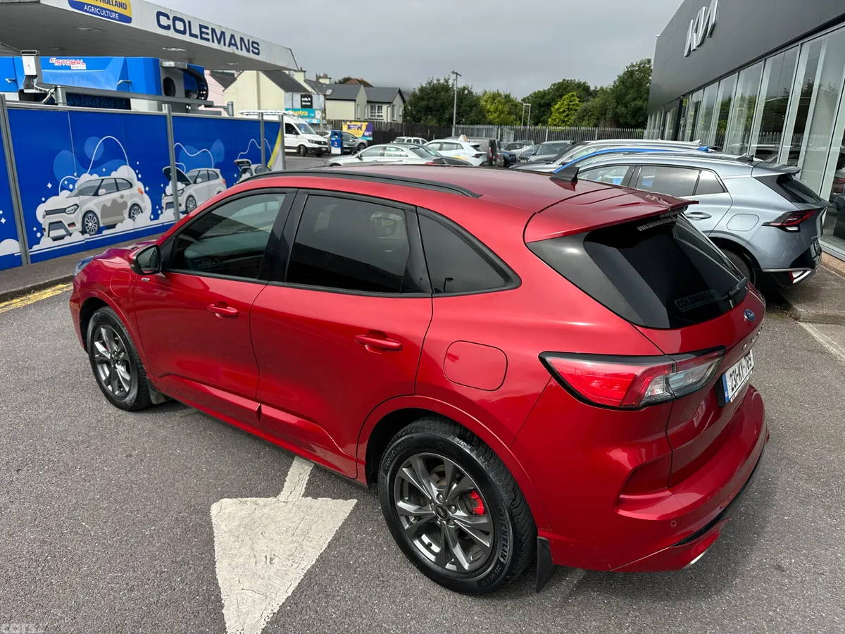 Ford Kuga SUV, Petrol Plug-in Hybrid, 2023, Red