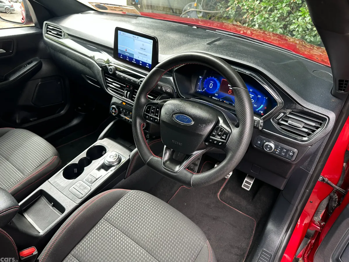 Ford Kuga SUV, Petrol Plug-in Hybrid, 2023, Red