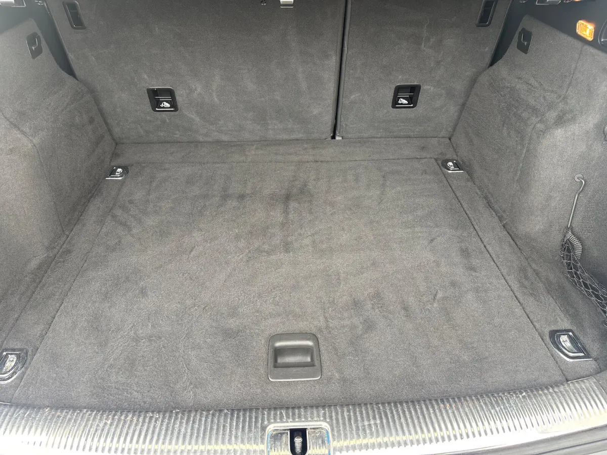 Audi Q5 SUV, Diesel, 2016, Grey