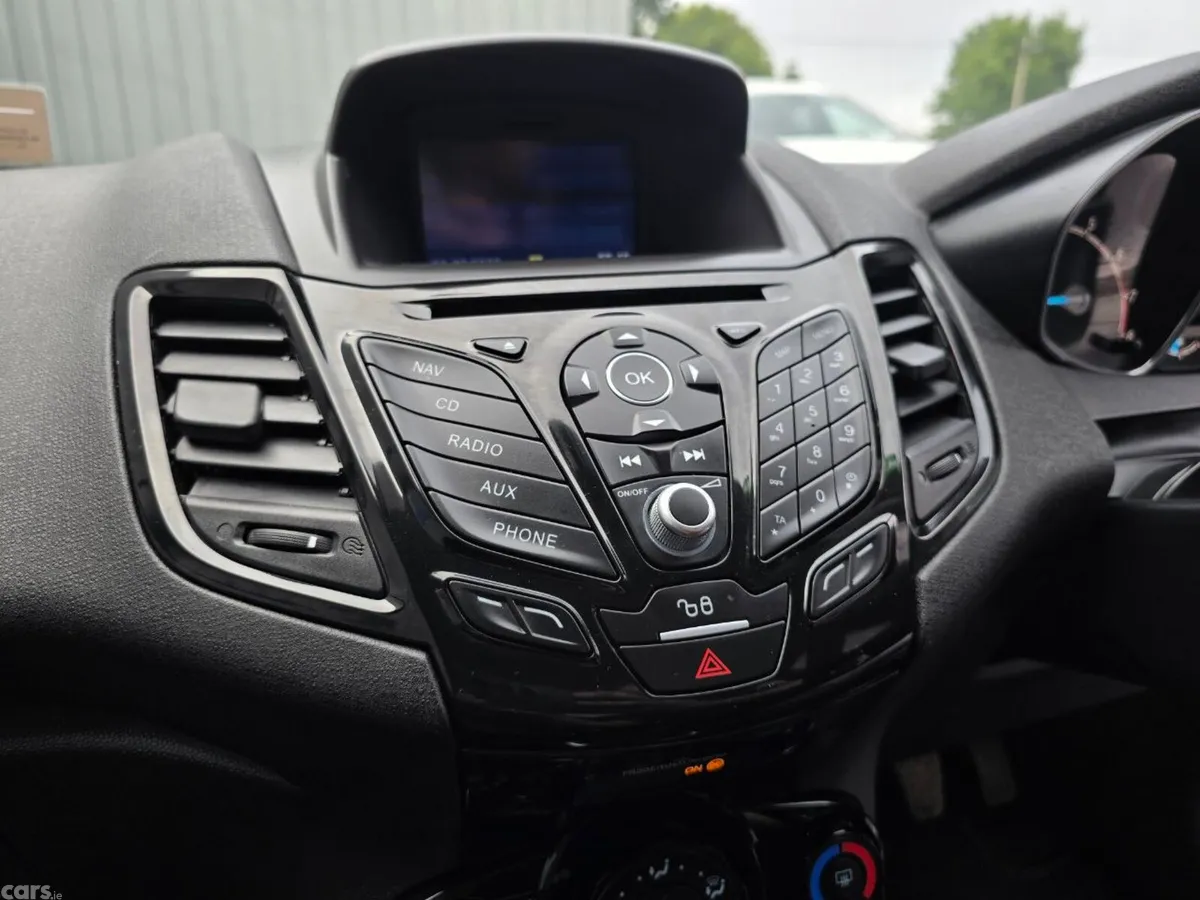 Ford Fiesta Hatchback, Petrol, 2017, Black