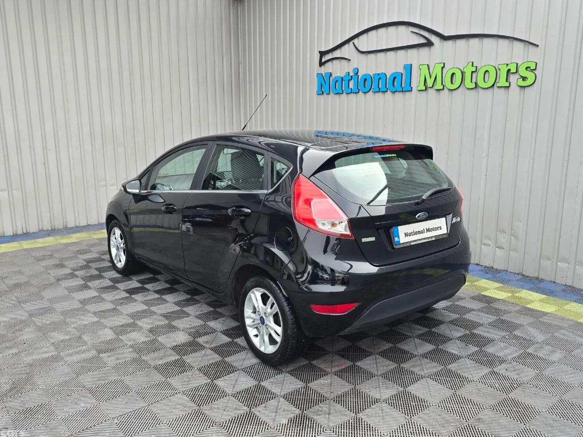 Ford Fiesta Hatchback, Petrol, 2017, Black
