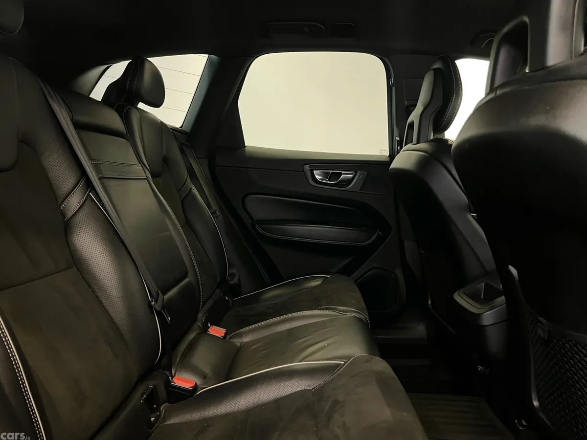 Volvo XC60 SUV, Diesel, 2018, White